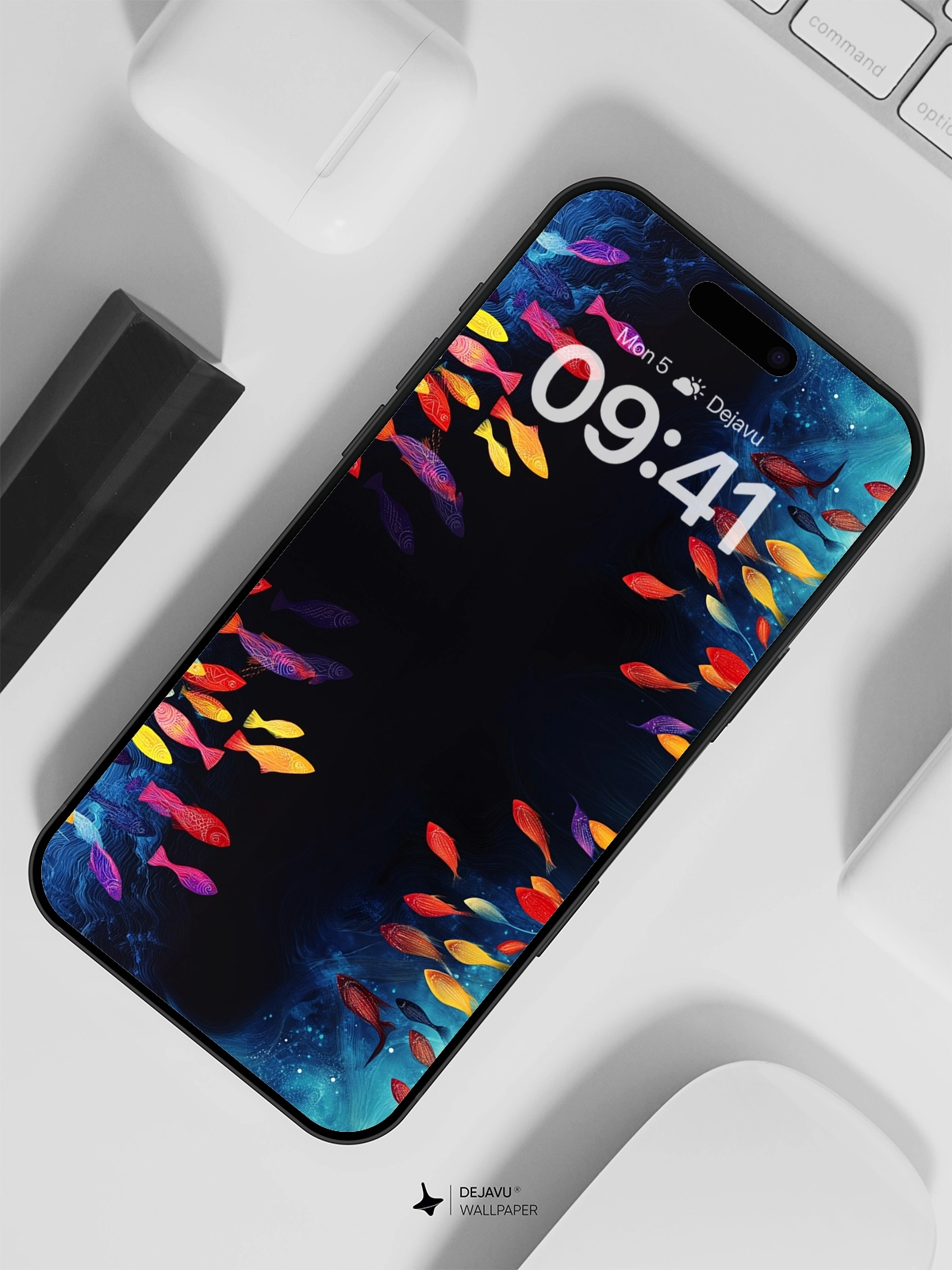 8K Abstract Fish Illustration: Vibrant and Colorful Wallpaper