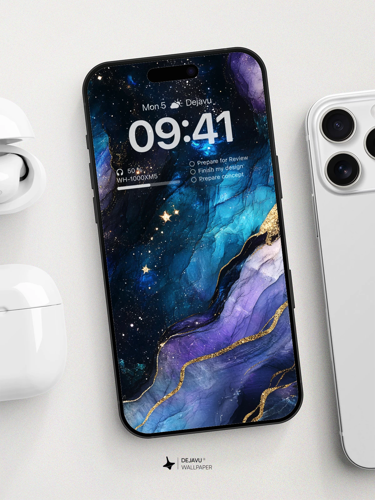 8K Abstract Cosmic Wallpaper: Minimal Aesthetic with Soft Gradient and Golden Accents