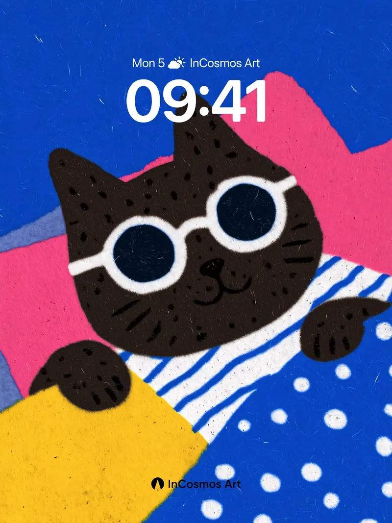 Playful Purr Wallpaper with Polka-Dot Whimsy