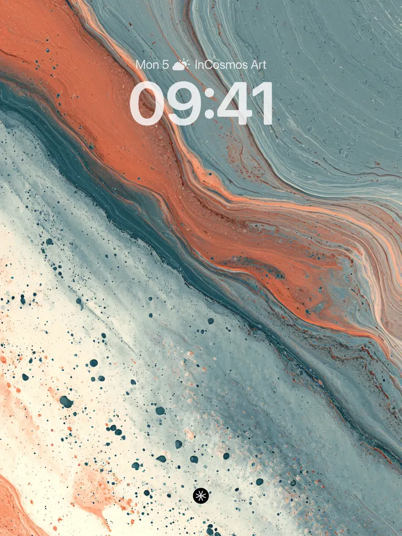 Liquid Marble Wallpaper with Speckled Flow