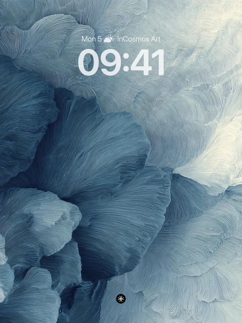 Silk Haze Wallpaper with Subtle Currents