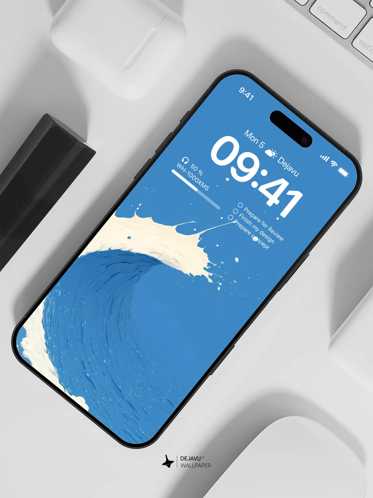White Splash Minimal Lock Screen Wallpaper 4K for iPhone