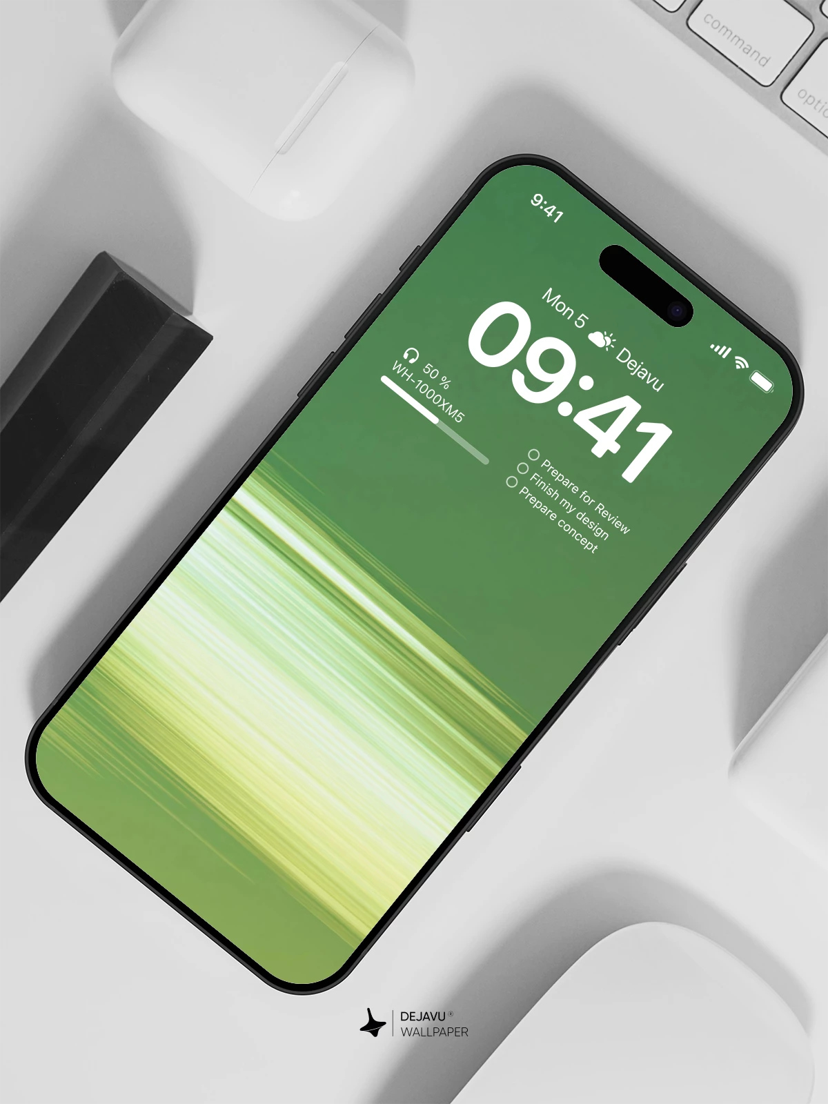 Abstract Green Blur Wallpaper 4K for iPhone Lock Screen