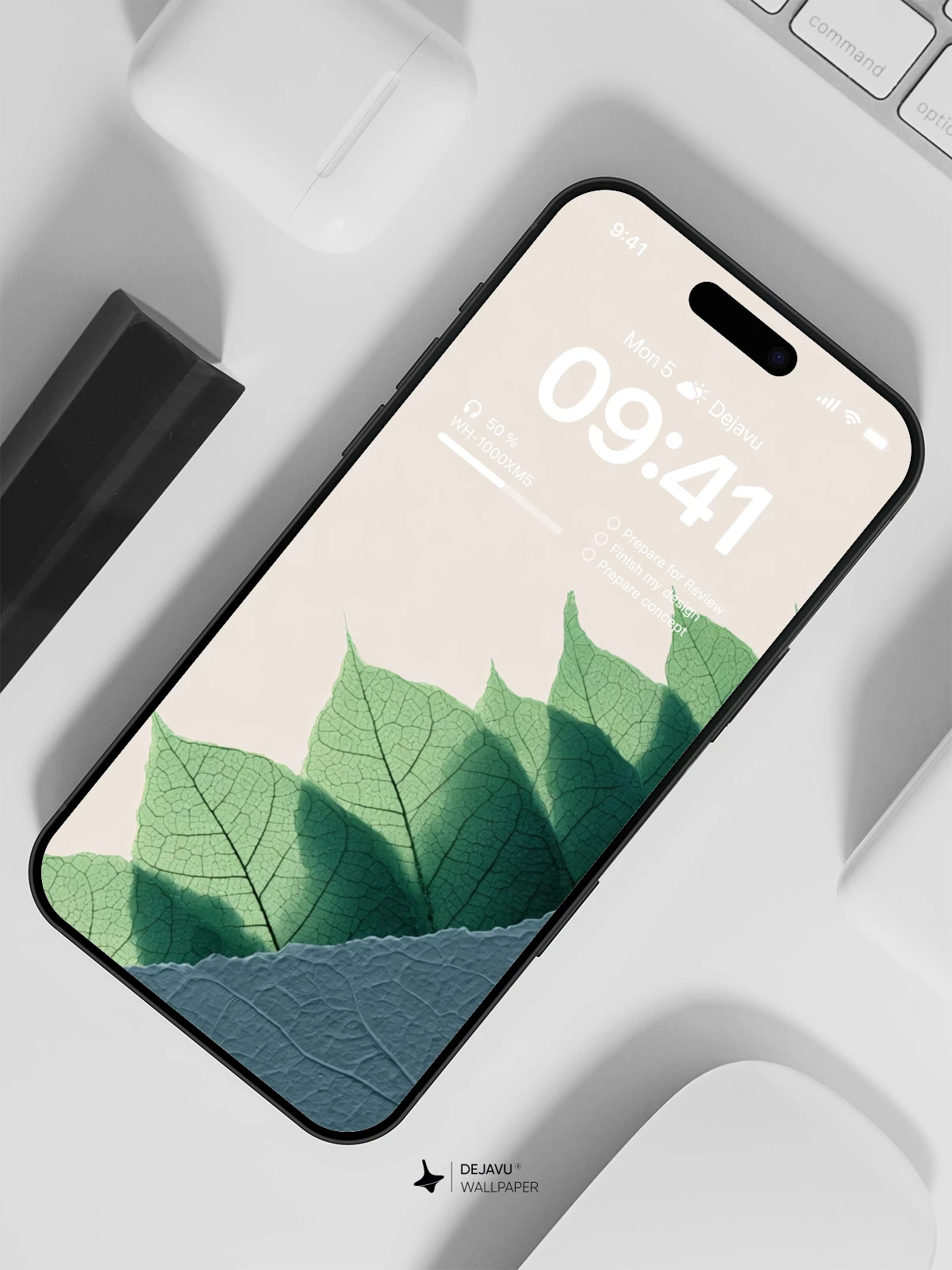 Green Leaf Pattern Wallpaper 4K for iPhone Lock Screen