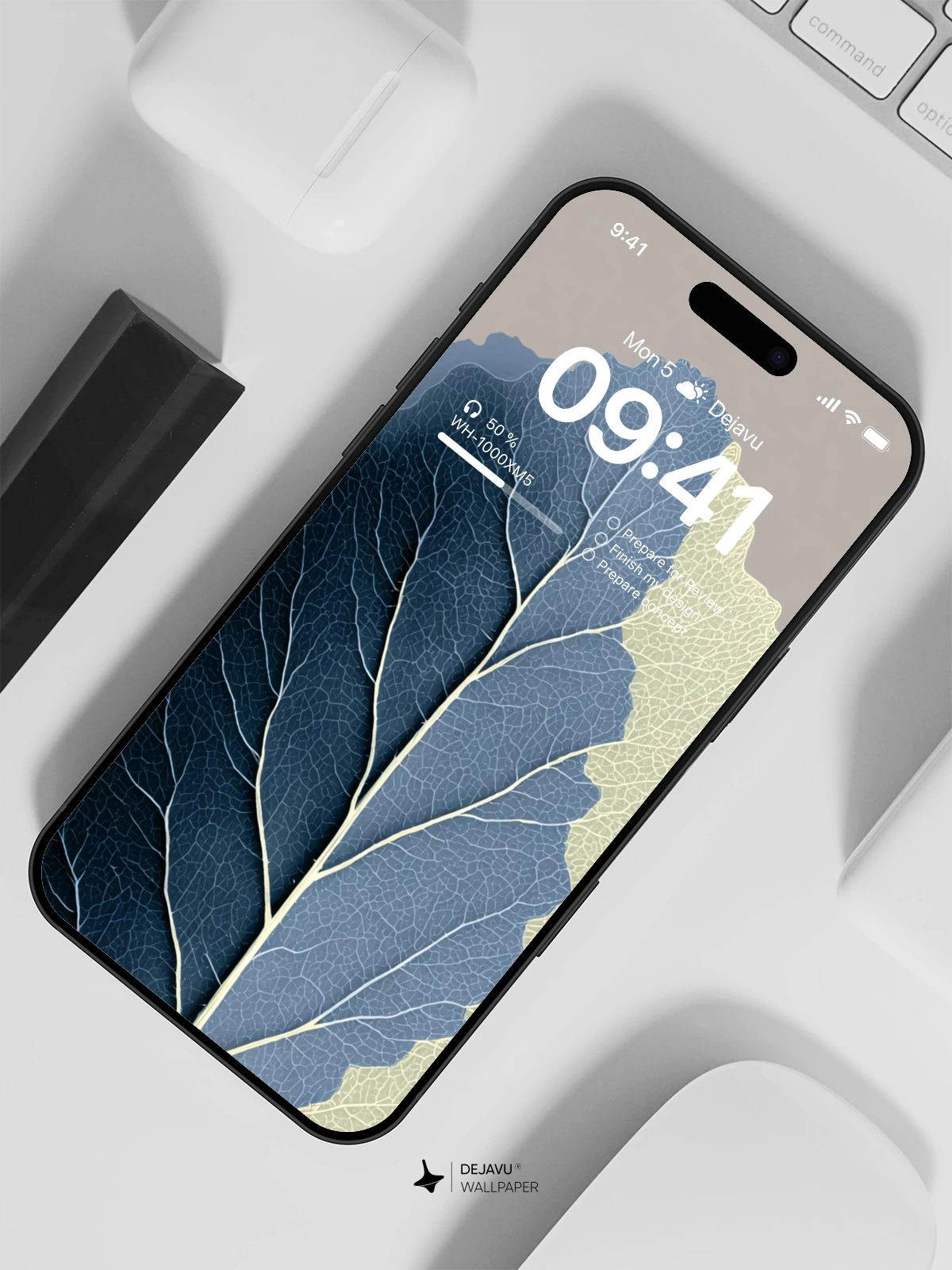 Blue and White Leaf Wallpaper 4K for Mobile Background