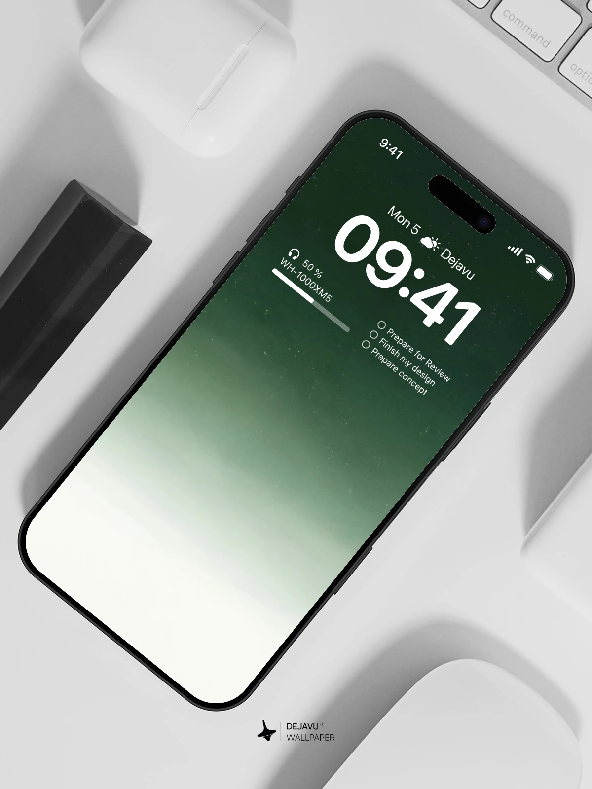 Green Gradient Background Wallpaper 4K for iPhone Lock Screen