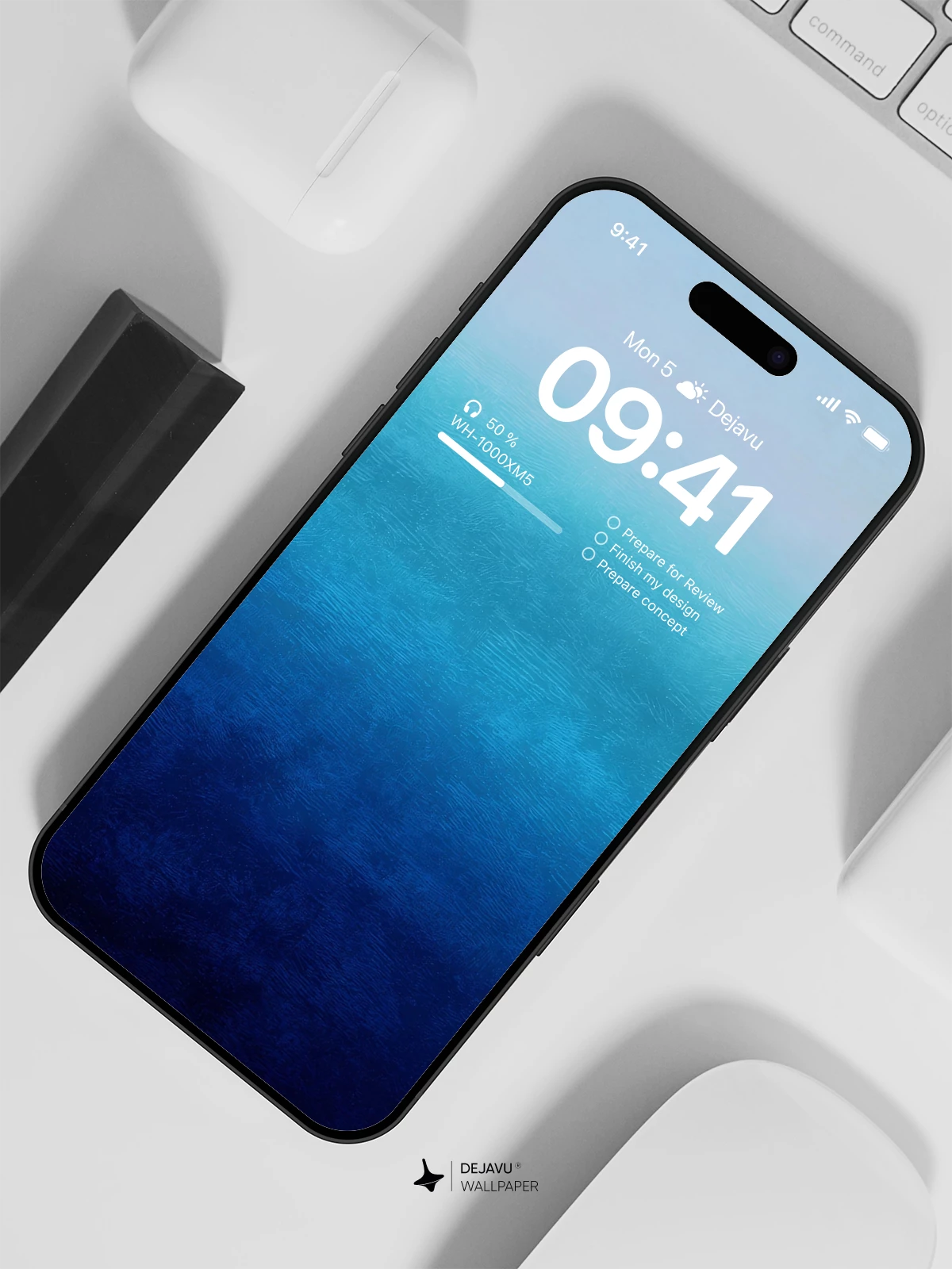 Ocean Gradient Blue Wallpaper 4K for iPhone Lock Screen