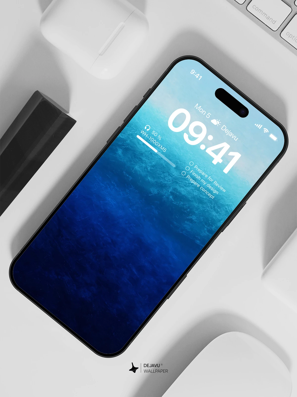 Ocean Gradient Blue Wallpaper 4K for iPhone Lock Screen