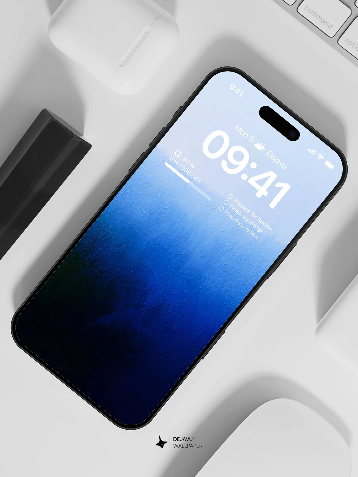 Abstract Blue Gradient Wallpaper 4K for iPhone Lock Screen