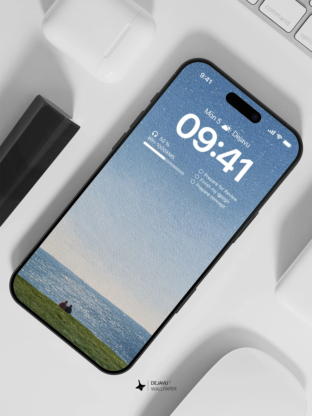 Starry Night Sky and Ocean Horizon Wallpaper 4K for iPhone Lock Screen