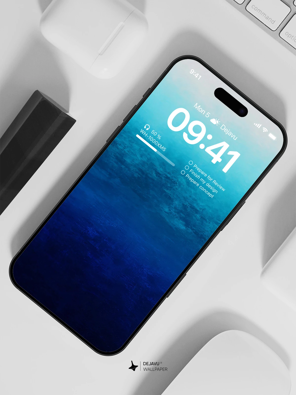 Deep Ocean Gradient Wallpaper 4K for iPhone Lock Screen