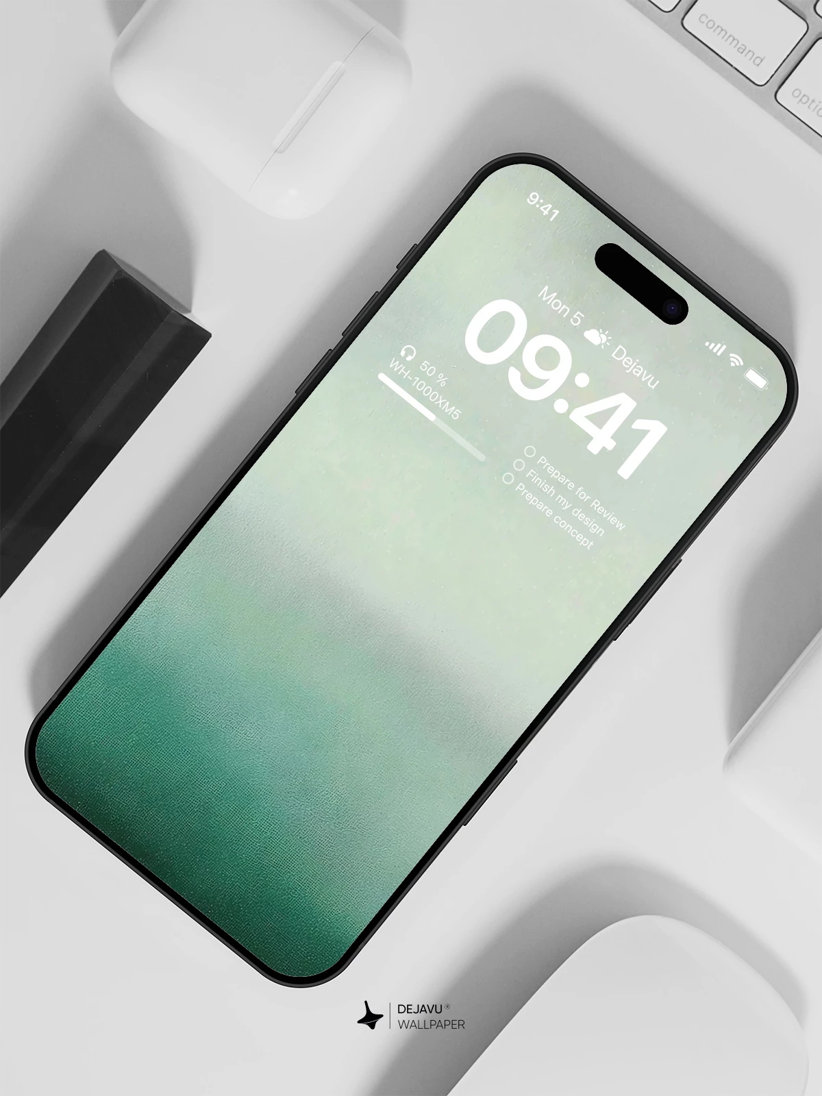Abstract Green Fog Gradient Wallpaper 4K for iPhone Lock Screen